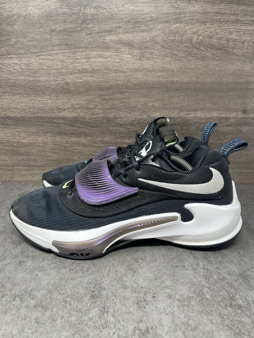 Nike Zoom Freak 3 Black Purple Size 10.5 Mens Basketball Shoes DA0694-001